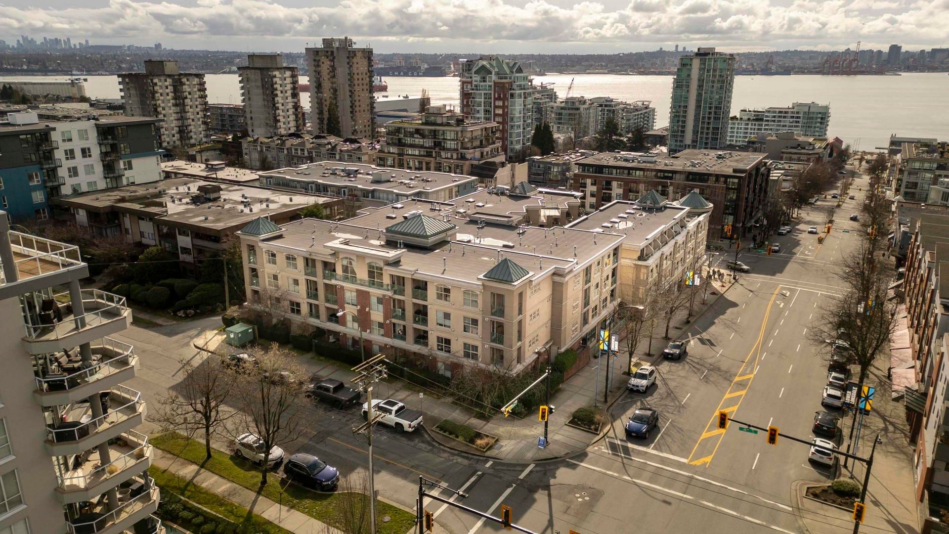 332-lonsdale-avenue-lower-lonsdale-north-vancouver-34 at 212 - 332 Lonsdale Avenue, Lower Lonsdale, North Vancouver