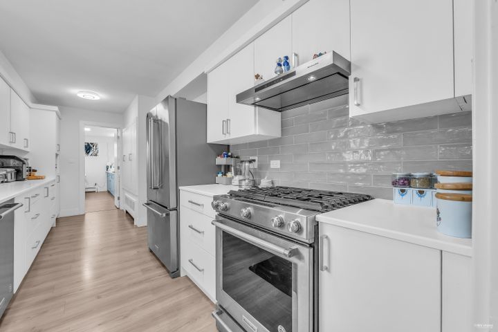 Chef’s Kitchen with Premium Appliances – 1555 Lawson Avenue, Ambleside at 1555 Lawson Avenue, Ambleside, West Vancouver