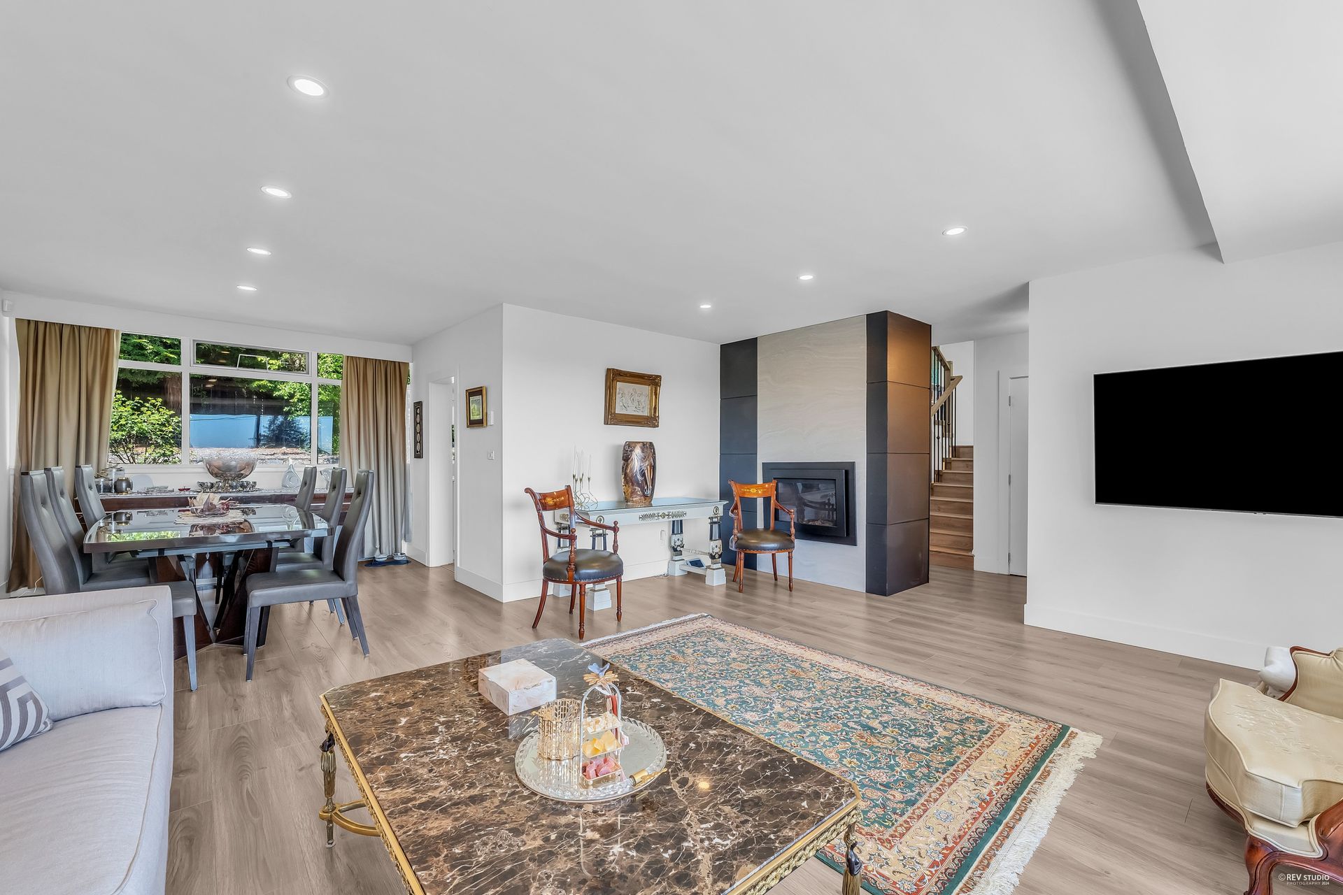 Luxury Ambleside Home Designed for Entertaining at 1555 Lawson Avenue, Ambleside, West Vancouver
