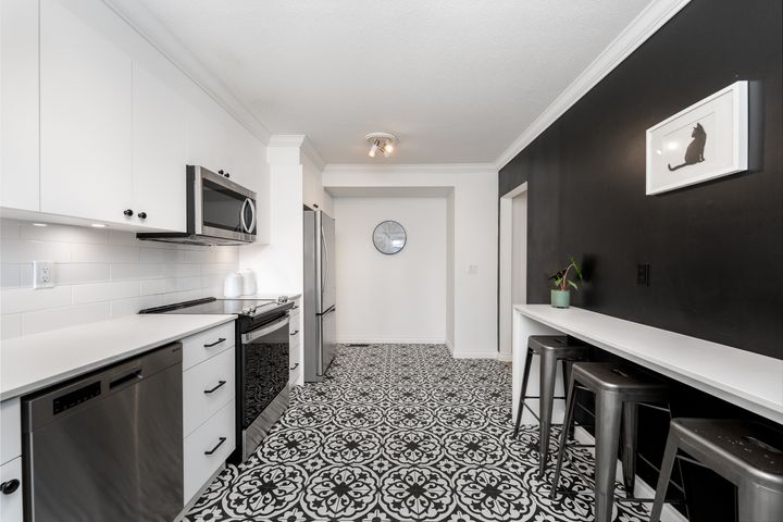 1258-jefferson-avenue-west-vancouver-13 at 1258 Jefferson Avenue, Ambleside, West Vancouver