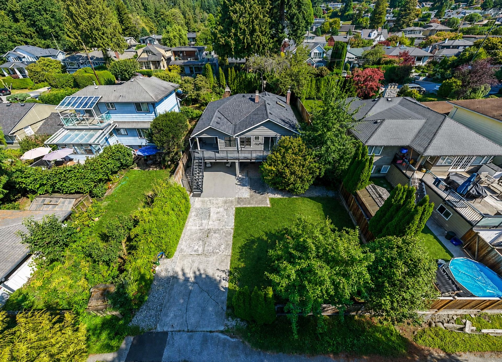 3 at 1258 Jefferson Avenue, Ambleside, West Vancouver