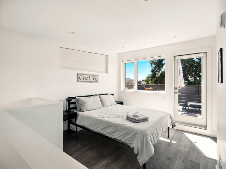 108_452-4th-street-evolve-media-selects22 at 452 E 4th Street, Lower Lonsdale, North Vancouver