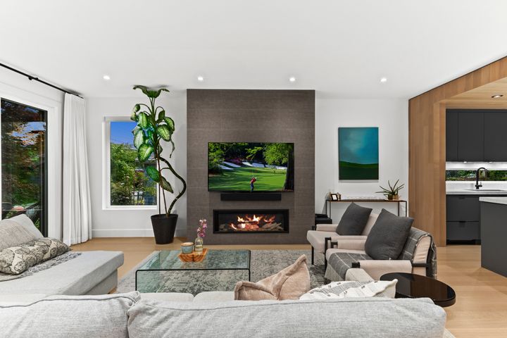 5_452-4th-street-evolve-media-selects4 at 452 E 4th Street, Lower Lonsdale, North Vancouver