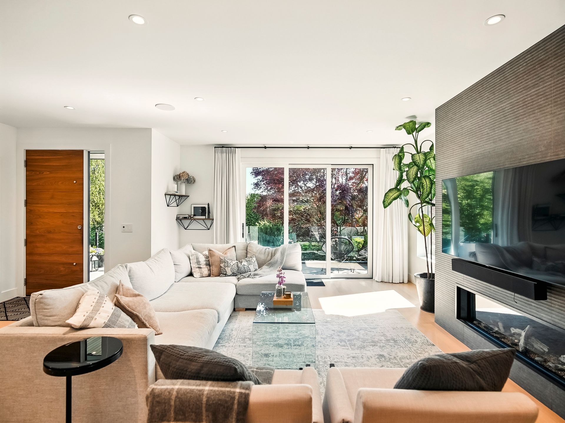 120_452-4th-street-evolve-media-selects34 at 452 E 4th Street, Lower Lonsdale, North Vancouver