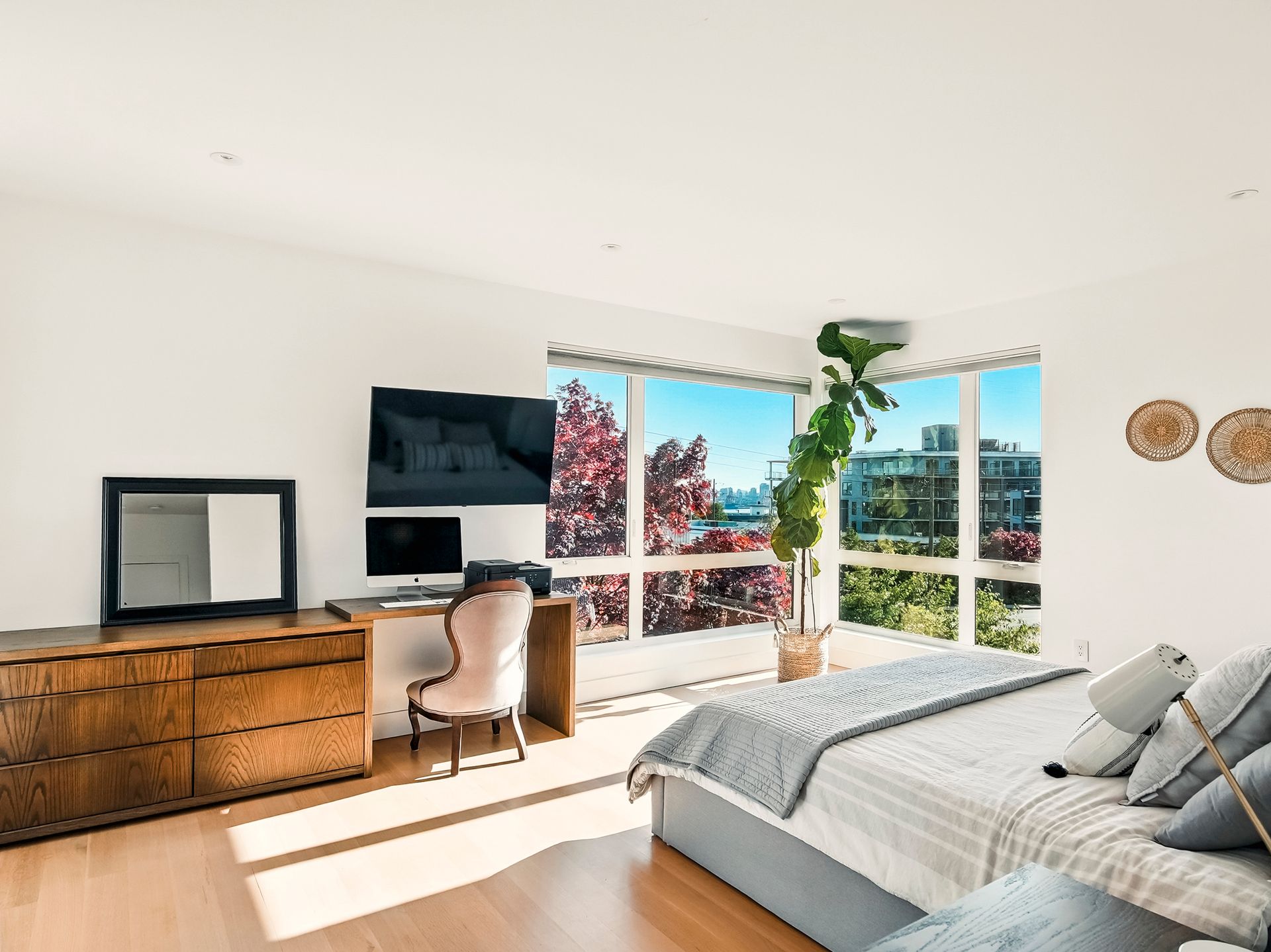 130_452-4th-street-evolve-media-selects44 at 452 E 4th Street, Lower Lonsdale, North Vancouver