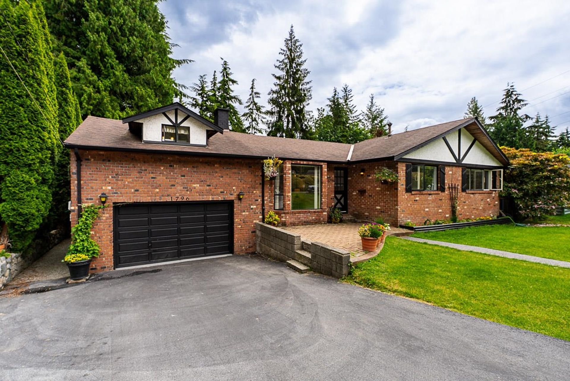 1796-appin-road-westlynn-north-vancouver-02 at 1796 Appin Road, Westlynn, North Vancouver