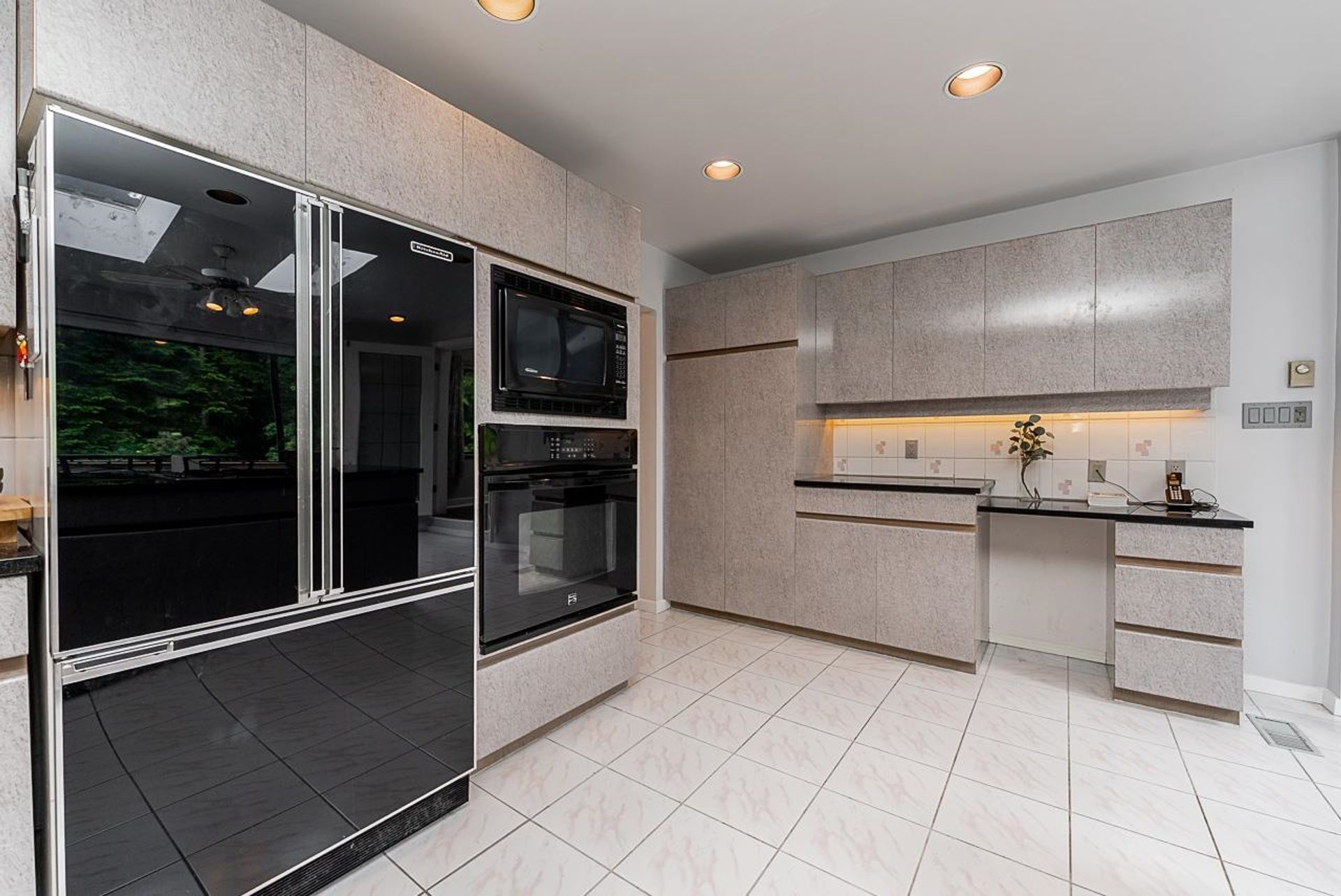 1796-appin-road-westlynn-north-vancouver-16 at 1796 Appin Road, Westlynn, North Vancouver