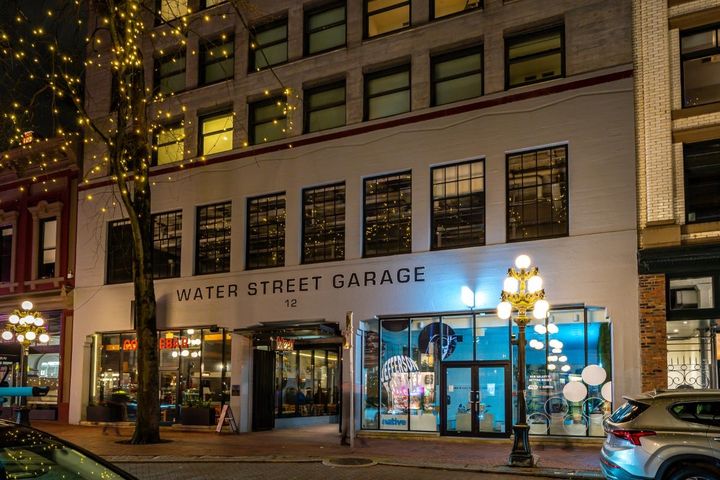 Water Street Loft in Iconic Vancouver Heritage District at 305 - 12 Water Street, Downtown VW, Vancouver West