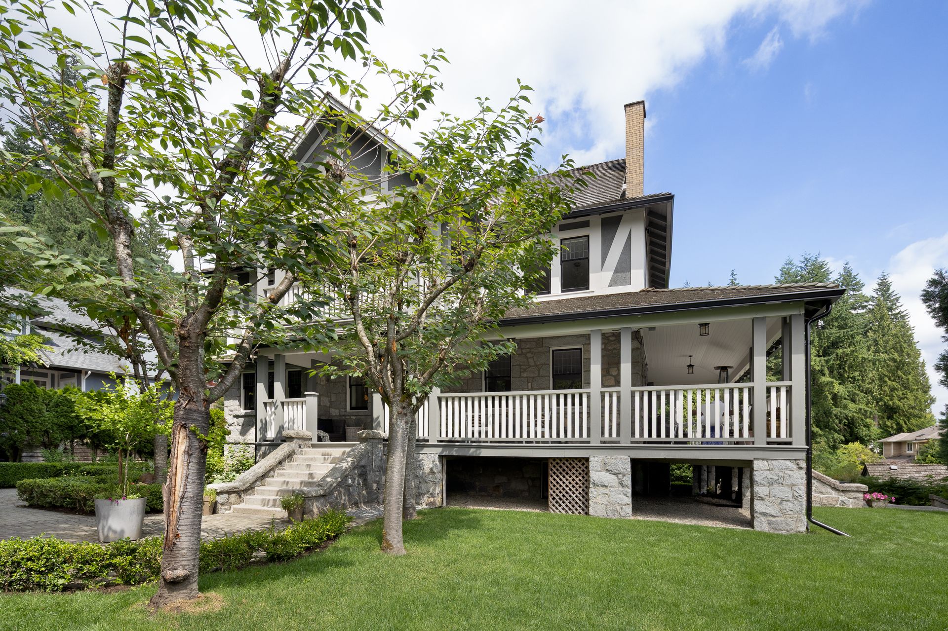 3545-dowsley-ct-north-vancouver-360hometours-008 at 3545 Dowsley Court, Upper Lonsdale, North Vancouver