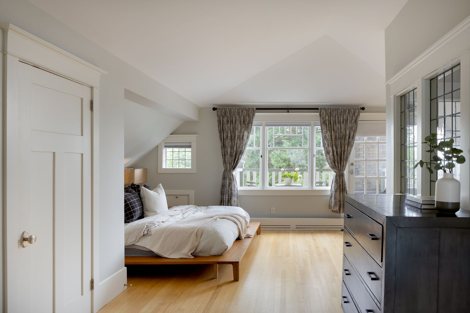 3545-dowsley-ct-north-vancouver-360hometours-087 at 3545 Dowsley Court, Upper Lonsdale, North Vancouver