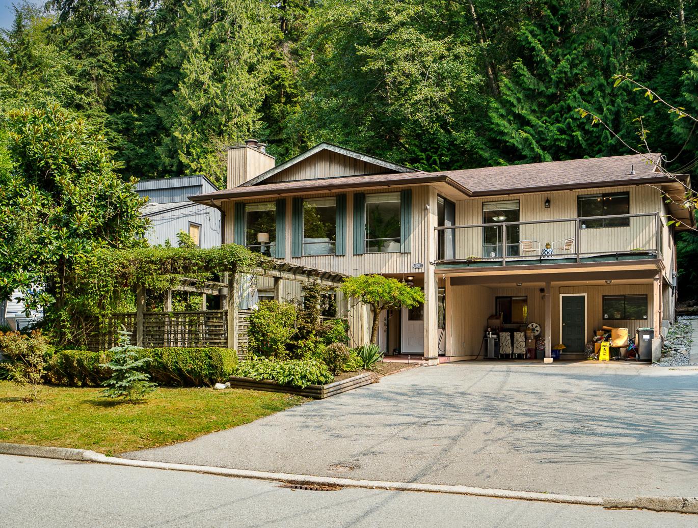 1184 Riverside Drive, Seymour NV, North Vancouver 3