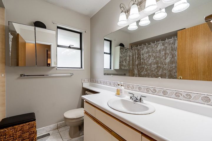 Modern bathroom with stylish finishes in Riverside family home at 1184 Riverside Drive, Seymour NV, North Vancouver