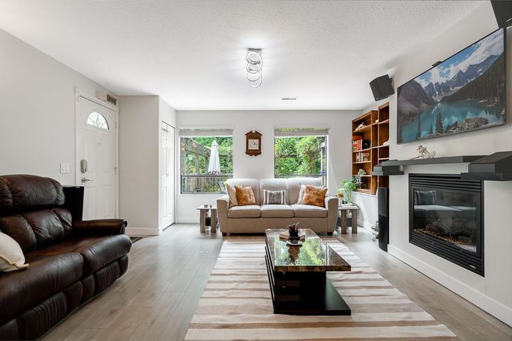 Expansive Primary Suite with Sitting Area at 1184 Riverside Drive, Seymour NV, North Vancouver