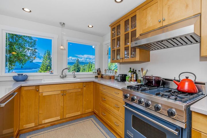 6245-nelson-avenue-gleneagles-west-vancouver-09 at 6245 Nelson Avenue, Gleneagles, West Vancouver