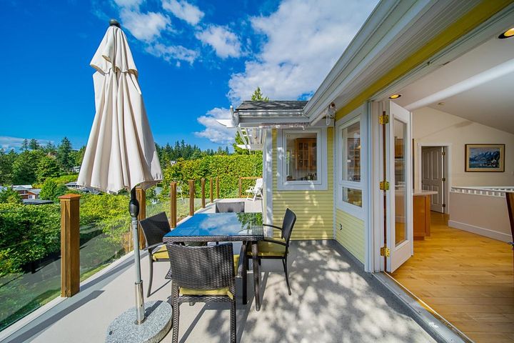 6245-nelson-avenue-gleneagles-west-vancouver-17 at 6245 Nelson Avenue, Gleneagles, West Vancouver