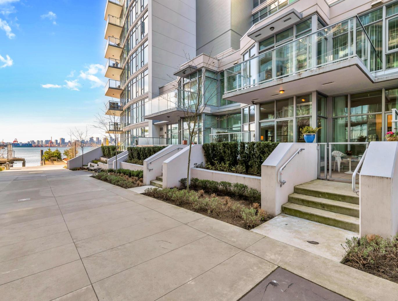 103 - 185 Victory Ship Way, Lower Lonsdale, North Vancouver 3