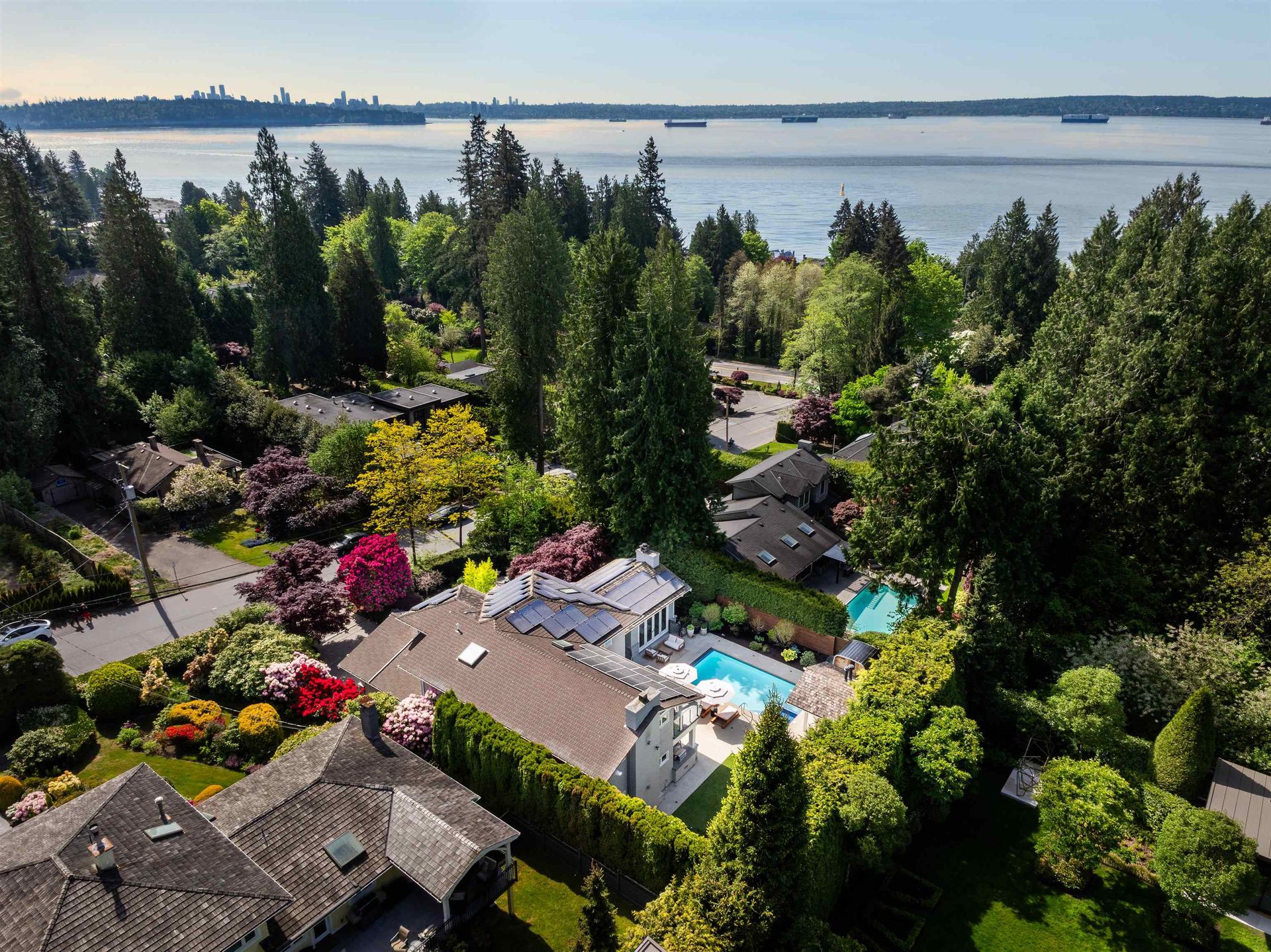 1411-29th-street-altamont-west-vancouver-40 at 1411 29th Street, Altamont, West Vancouver