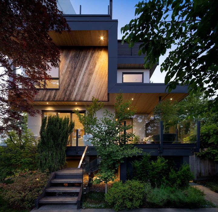 452-e-4th-street-lower-lonsdale-north-vancouver-01 at 452 E 4th Street, Lower Lonsdale, North Vancouver