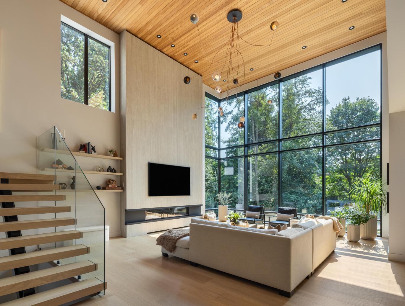 450 Macbeth Crescent, Cedardale, West Vancouver 3