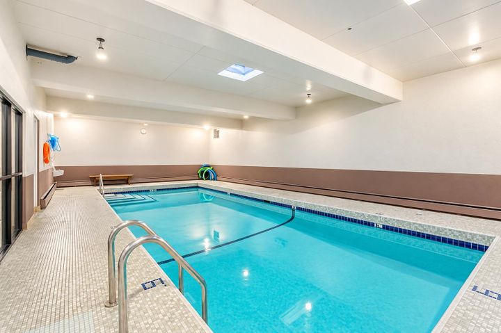 555-13th-street-ambleside-west-vancouver-19 at 1102 - 555 13th Street, Ambleside, West Vancouver
