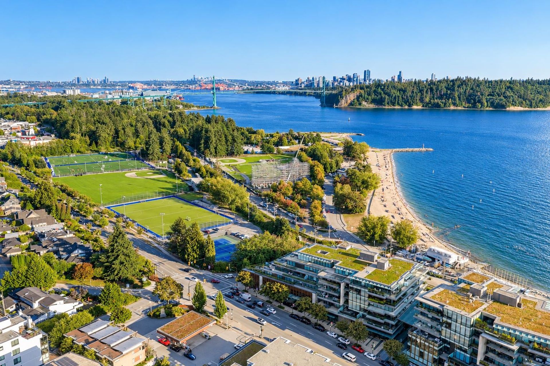 555-13th-street-ambleside-west-vancouver-24 at 1102 - 555 13th Street, Ambleside, West Vancouver