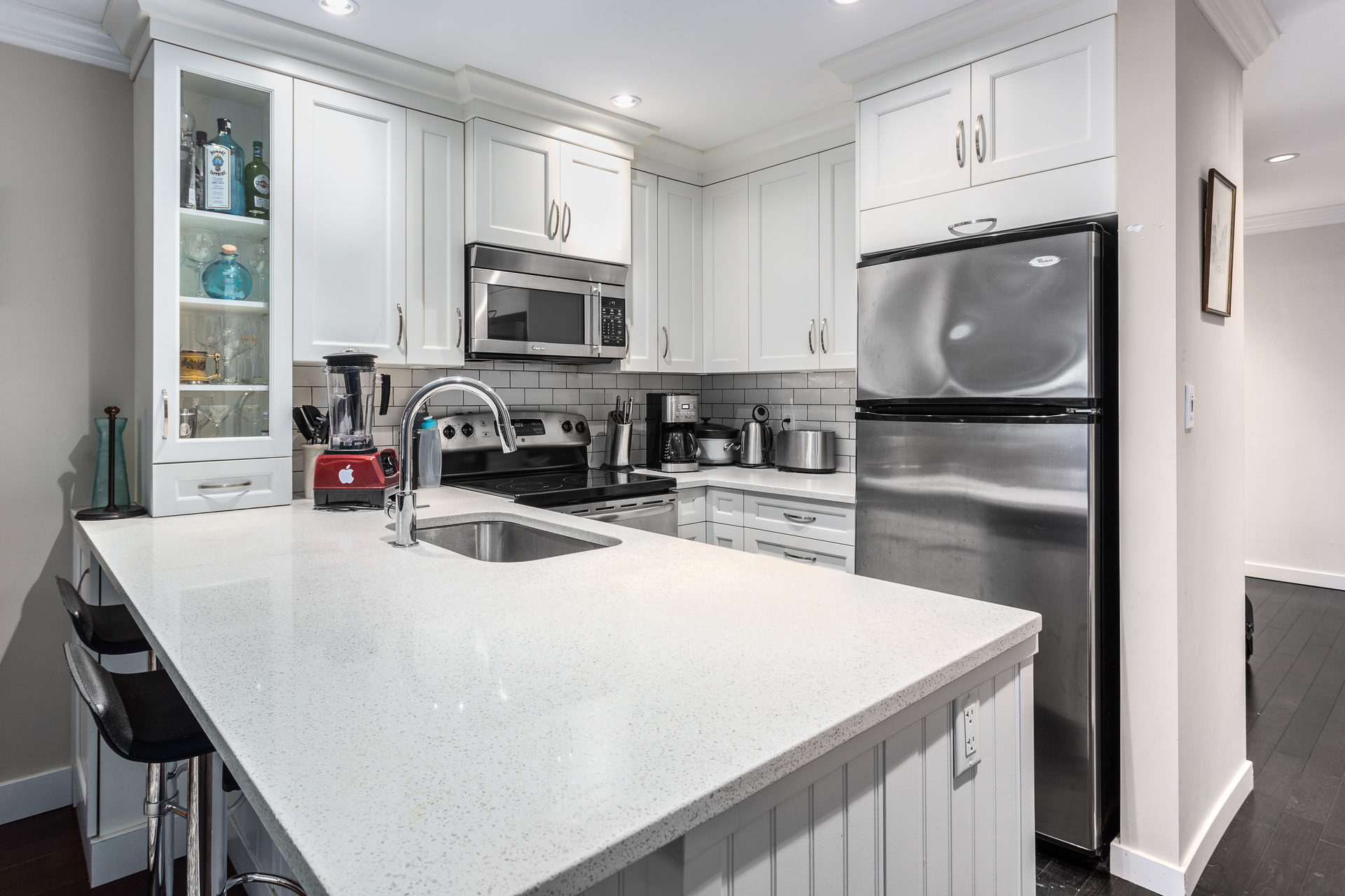 205-2119-bellevue-avenue-west-vancouver-360hometours-12 at 205 - 2119 Bellevue Avenue, Dundarave, West Vancouver