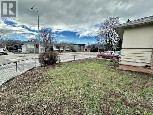 902-lawson-avenue-kelowna-north-kelowna-24 at 902 Lawson Avenue, Kelowna North, Kelowna