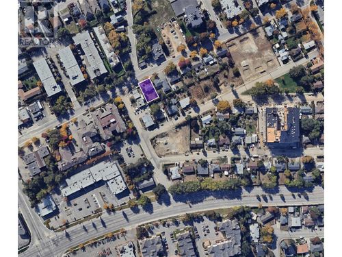 1358-sutherland-avenue-kelowna-south-kelowna-04 at 1358 Sutherland Avenue, Kelowna South, Kelowna