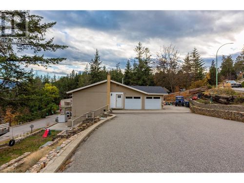 1572-parkinson-road-west-kelowna-estates-west-kelowna-01 at 1572 Parkinson Road, West Kelowna Estates, West Kelowna