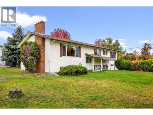 717-schafer-road-lower-mission-kelowna-01 at 717 Schafer Road, Lower Mission, Kelowna