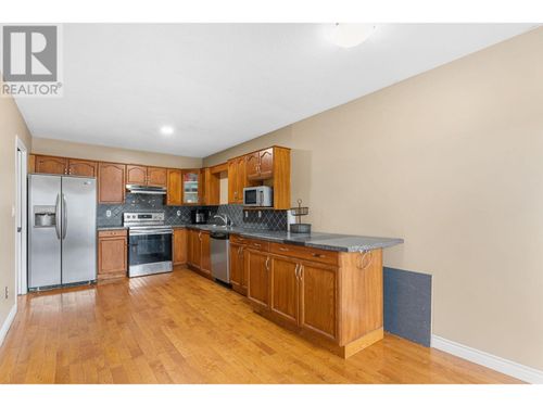 651-hollywood-road-n-rutland-north-kelowna-06 at 651 Hollywood Road N, Rutland North, Kelowna