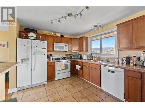 1301-mcbride-road-springfieldspall-kelowna-09 at 1301 Mcbride Road, Springfield, Kelowna