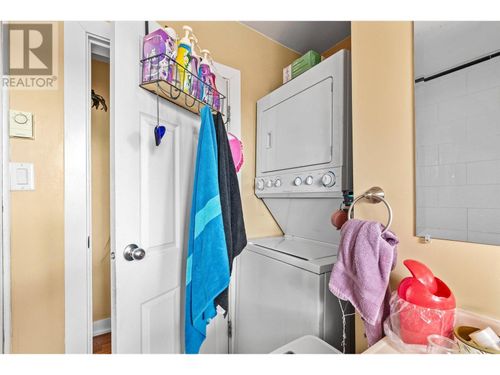 1301-mcbride-road-springfieldspall-kelowna-18 at 1301 Mcbride Road, Springfield, Kelowna