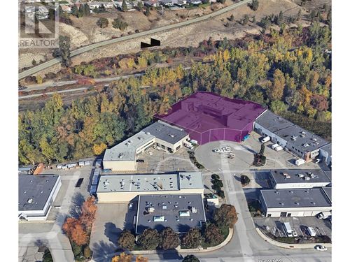 1418-1420-hunter-court-dilworth-mountain-kelowna-01 at 1418 - 1420 Hunter Court, Dilworth Mountain, Kelowna