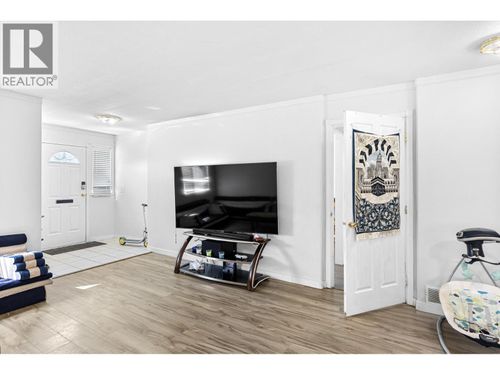 315-gerstmar-road-rutland-south-kelowna-03 at 315 Gerstmar Road, Rutland South, Kelowna