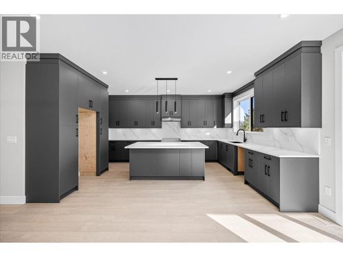 1675-harbour-view-crescent-west-kelowna-estates-west-kelowna-03 at 1675 Harbour View Crescent, West Kelowna Estates, West Kelowna