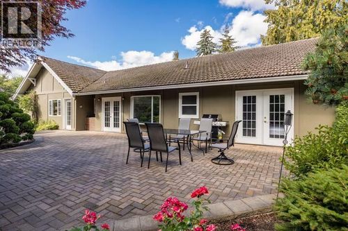 2065-long-street-kelowna-south-kelowna-34 at 2065 Long Street, Kelowna South, Kelowna