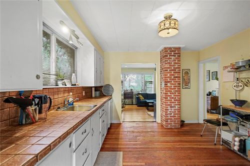 2154-pandosy-street-kelowna-south-kelowna-10 at 2154 Pandosy Street, Kelowna South, Kelowna