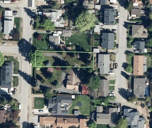 2053-long-street-kelowna-south-kelowna-02 at 2053 Long Street, Kelowna South, Kelowna