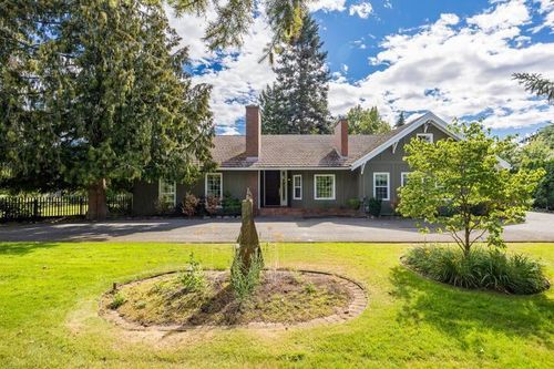 2065-long-street-kelowna-south-kelowna-02 at 2065 Long Street, Kelowna South, Kelowna