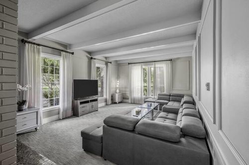 2065-long-street-kelowna-south-kelowna-08 at 2065 Long Street, Kelowna South, Kelowna