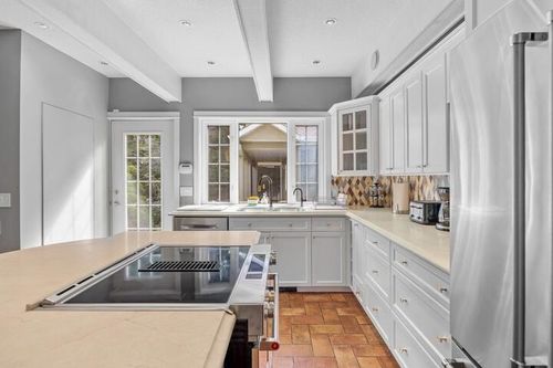 2065-long-street-kelowna-south-kelowna-13 at 2065 Long Street, Kelowna South, Kelowna