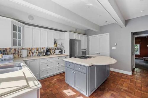 2065-long-street-kelowna-south-kelowna-25 at 2065 Long Street, Kelowna South, Kelowna