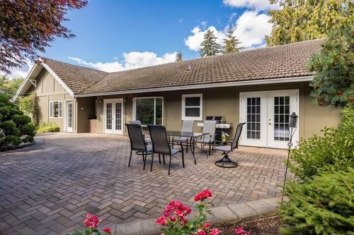 2065-long-street-kelowna-south-kelowna-33 at 2065 Long Street, Kelowna South, Kelowna