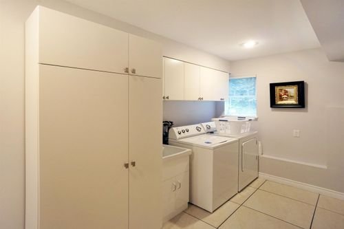 1260-evelyn-street-lynn-valley-north-vancouver-25 at 1260 Evelyn Street, Lynn Valley, North Vancouver