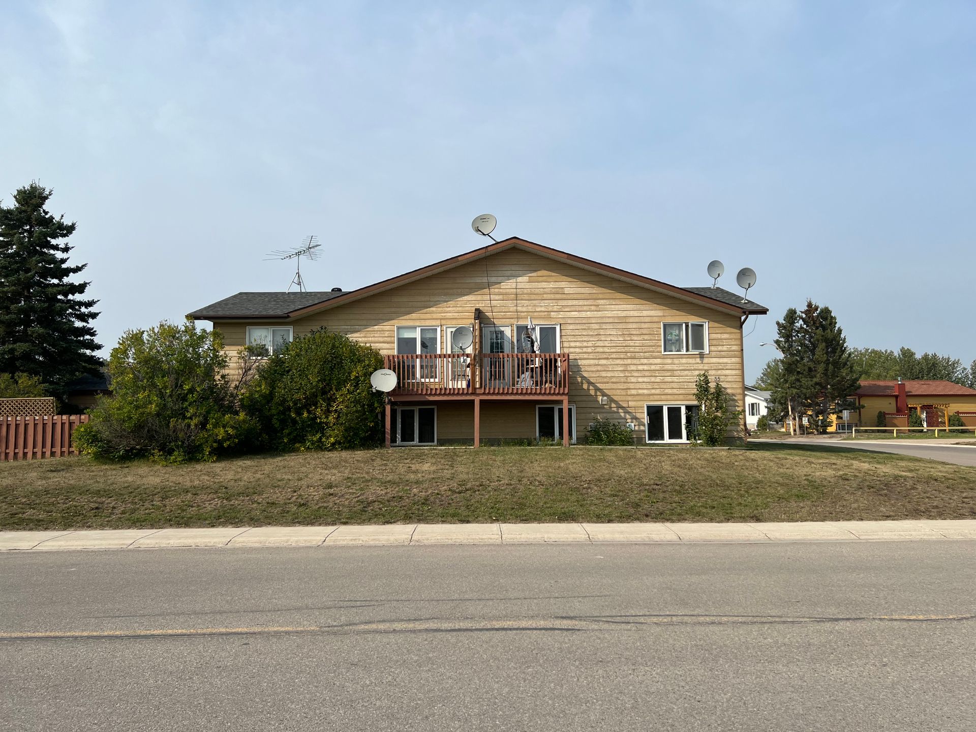 4 - 35 Stewart Drive, Hay River photo number 1 4 - 35 Stewart Drive, Hay River photo number 1