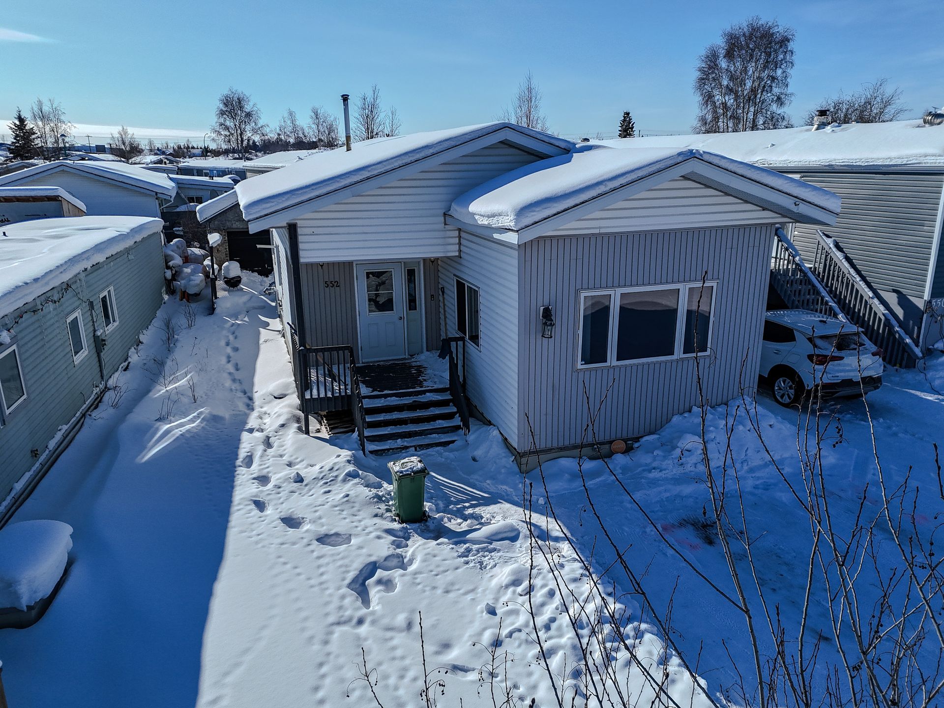 552 Catalina Drive, Yellowknife photo number 1