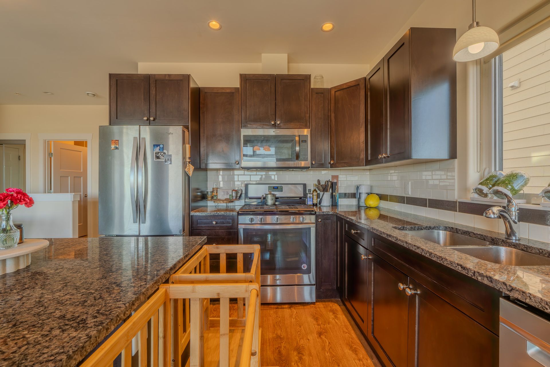 201 - 5009N 44 Street, Yellowknife photo number 1