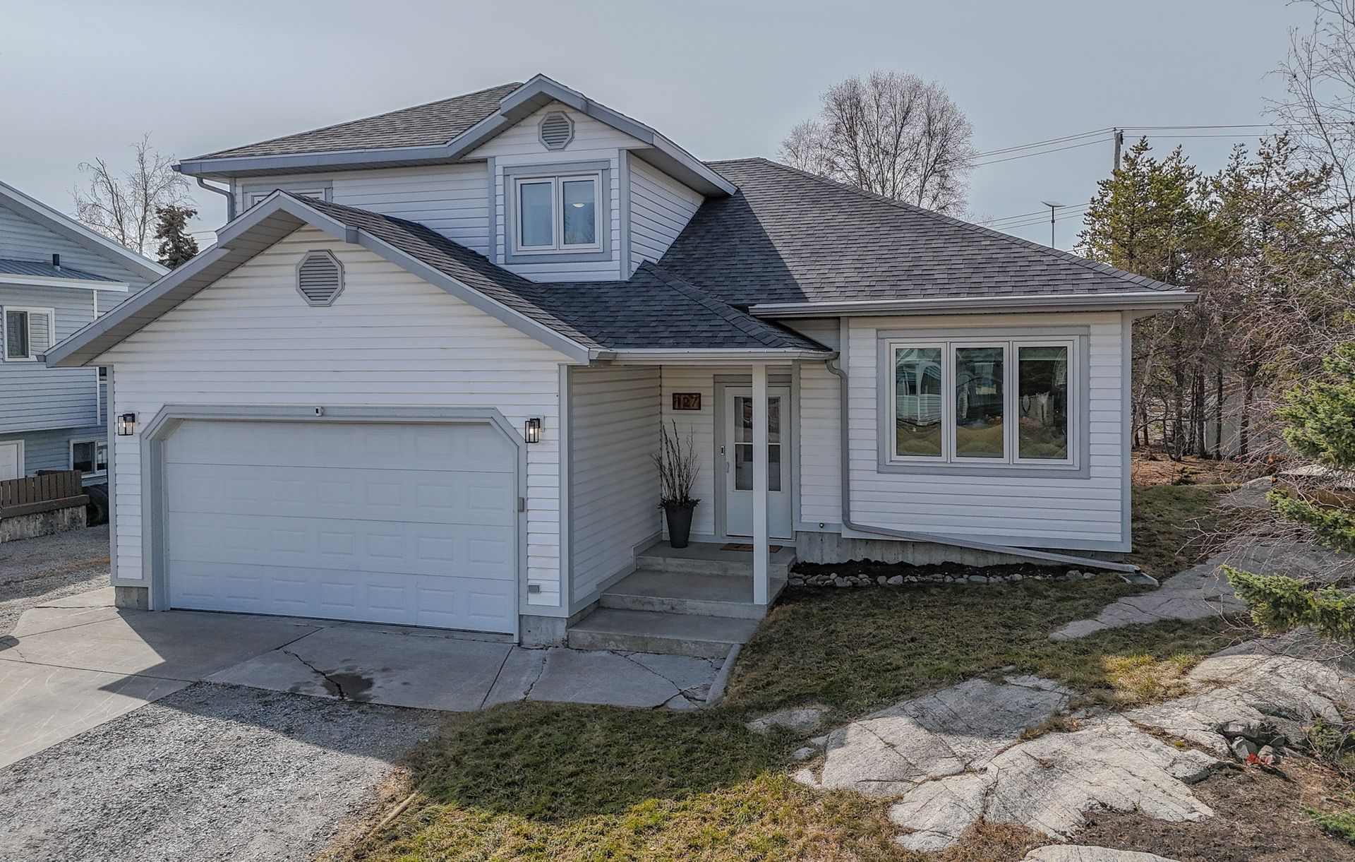 127 Rivett Crescent, Yellowknife photo number 1