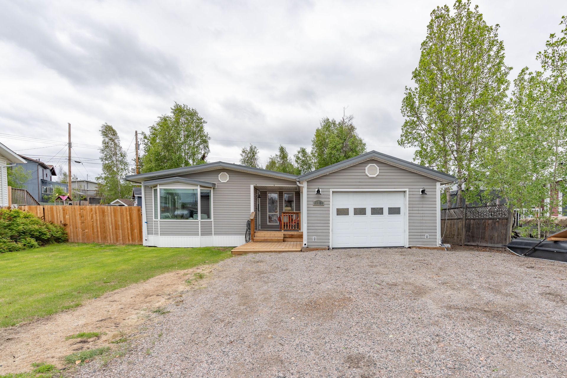 176 Dagenais Drive, Yellowknife photo number 1